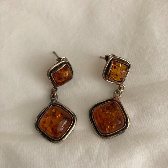 Russian Amber Necklace & Earrings - Picture 2 of 2